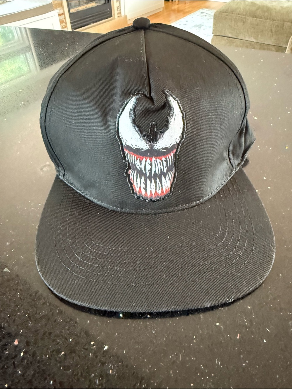 Marvel Black Venom NWT Hat - Picture 2 of 4